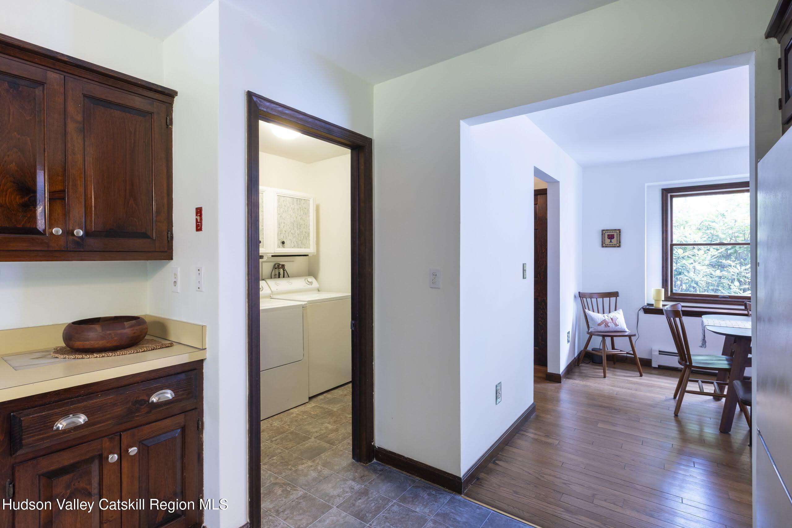 Mt. Tremper, New York 12457, United States, 2 Bedrooms Bedrooms, ,2 BathroomsBathrooms,Residential,Pending,137363