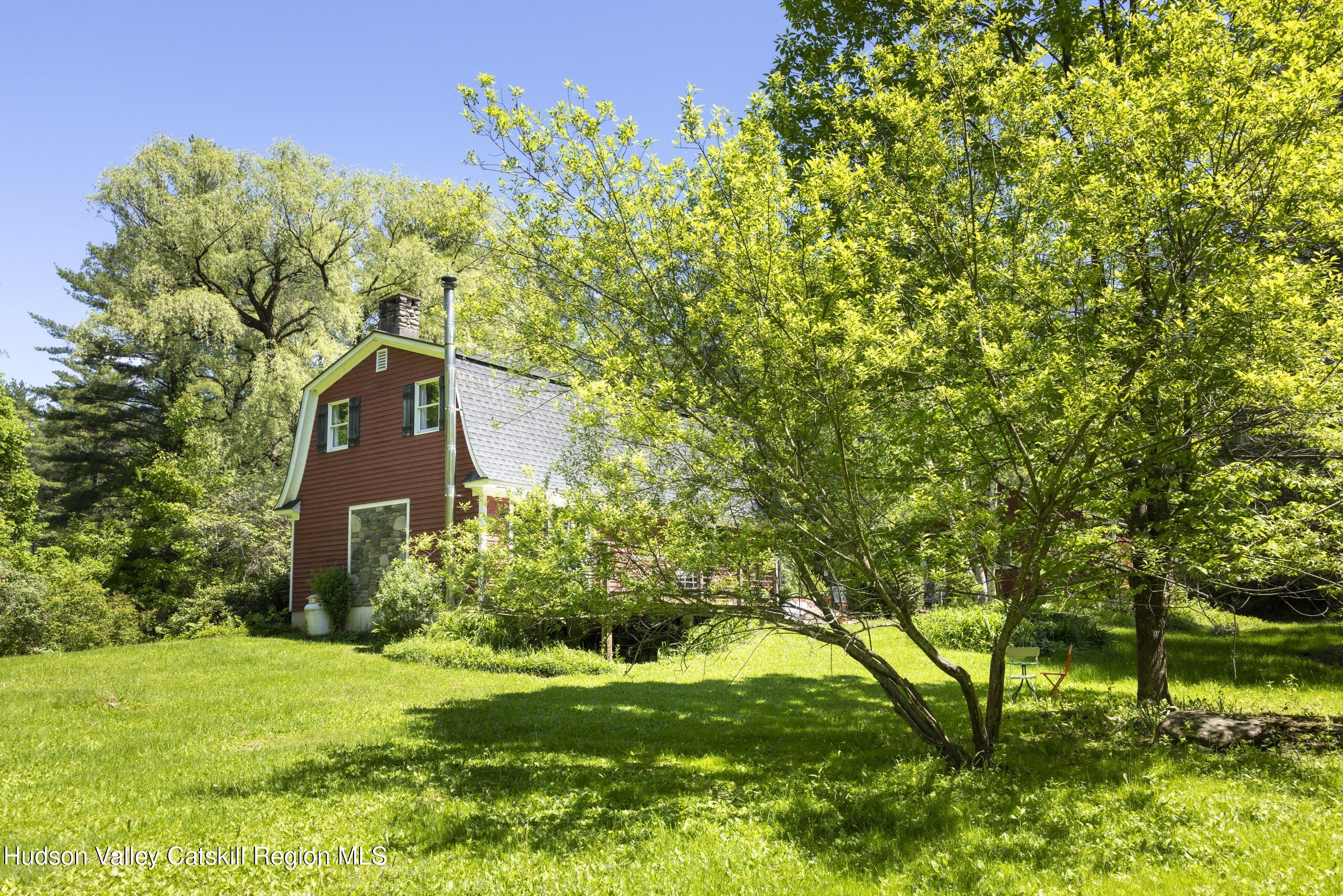 Mt. Tremper, New York 12457, United States, 2 Bedrooms Bedrooms, ,2 BathroomsBathrooms,Residential,Pending,137363