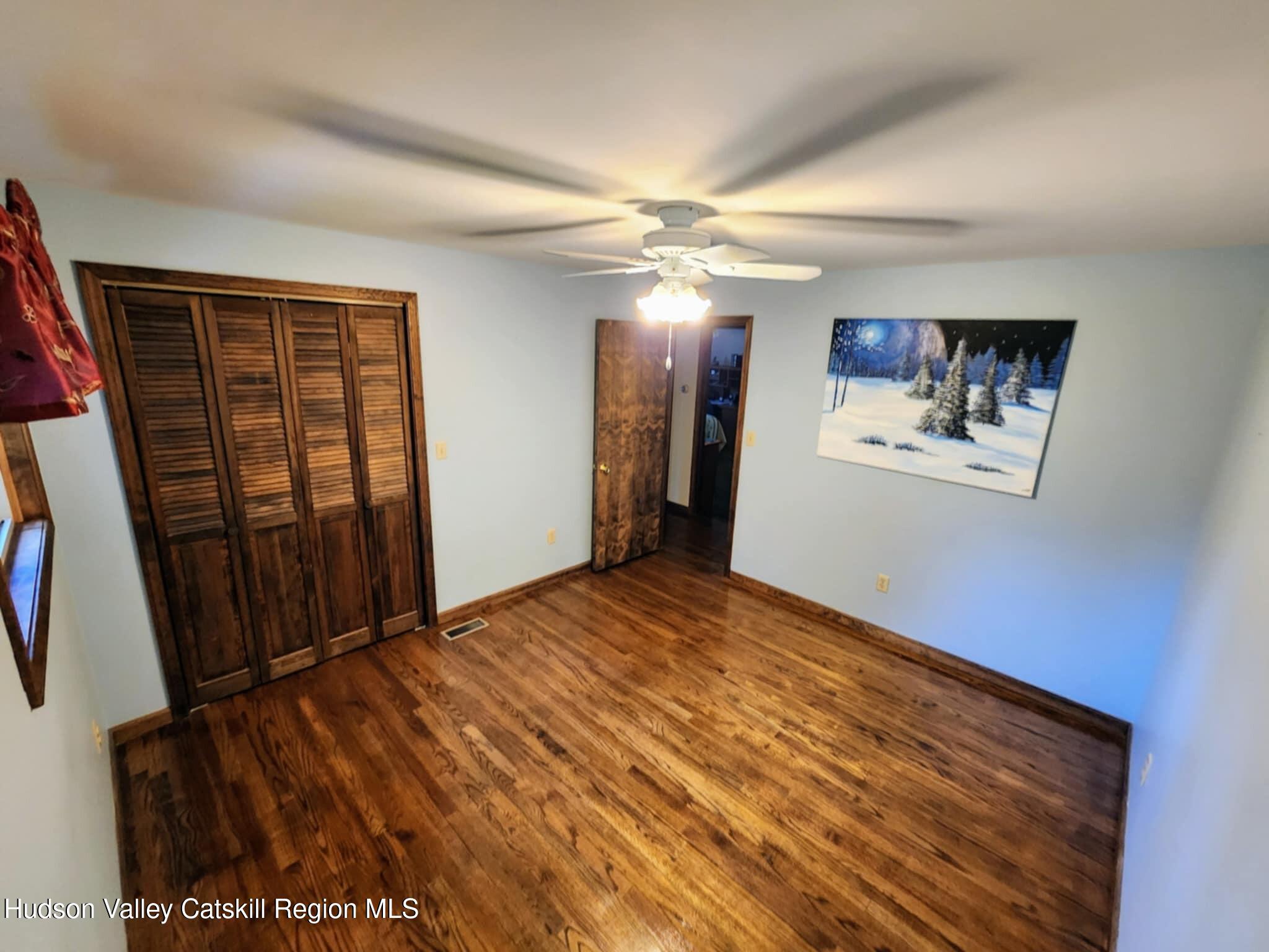 Pittsfield, Massachusetts 01201, United States, 3 Bedrooms Bedrooms, ,3 BathroomsBathrooms,Residential,Active,184325