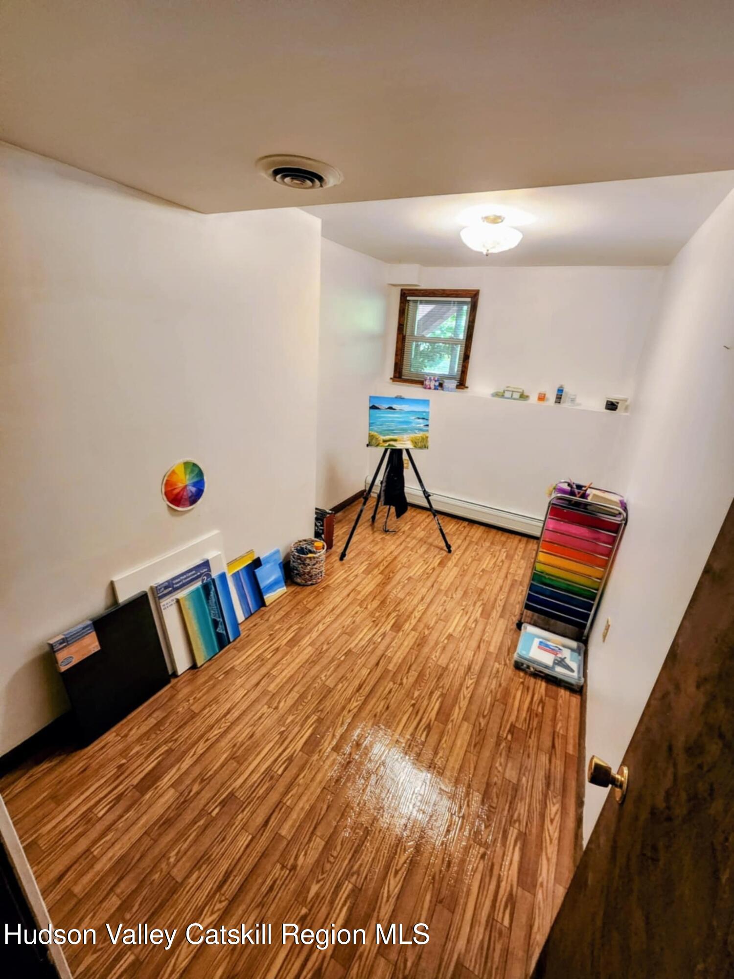 Pittsfield, Massachusetts 01201, United States, 3 Bedrooms Bedrooms, ,3 BathroomsBathrooms,Residential,Active,184325