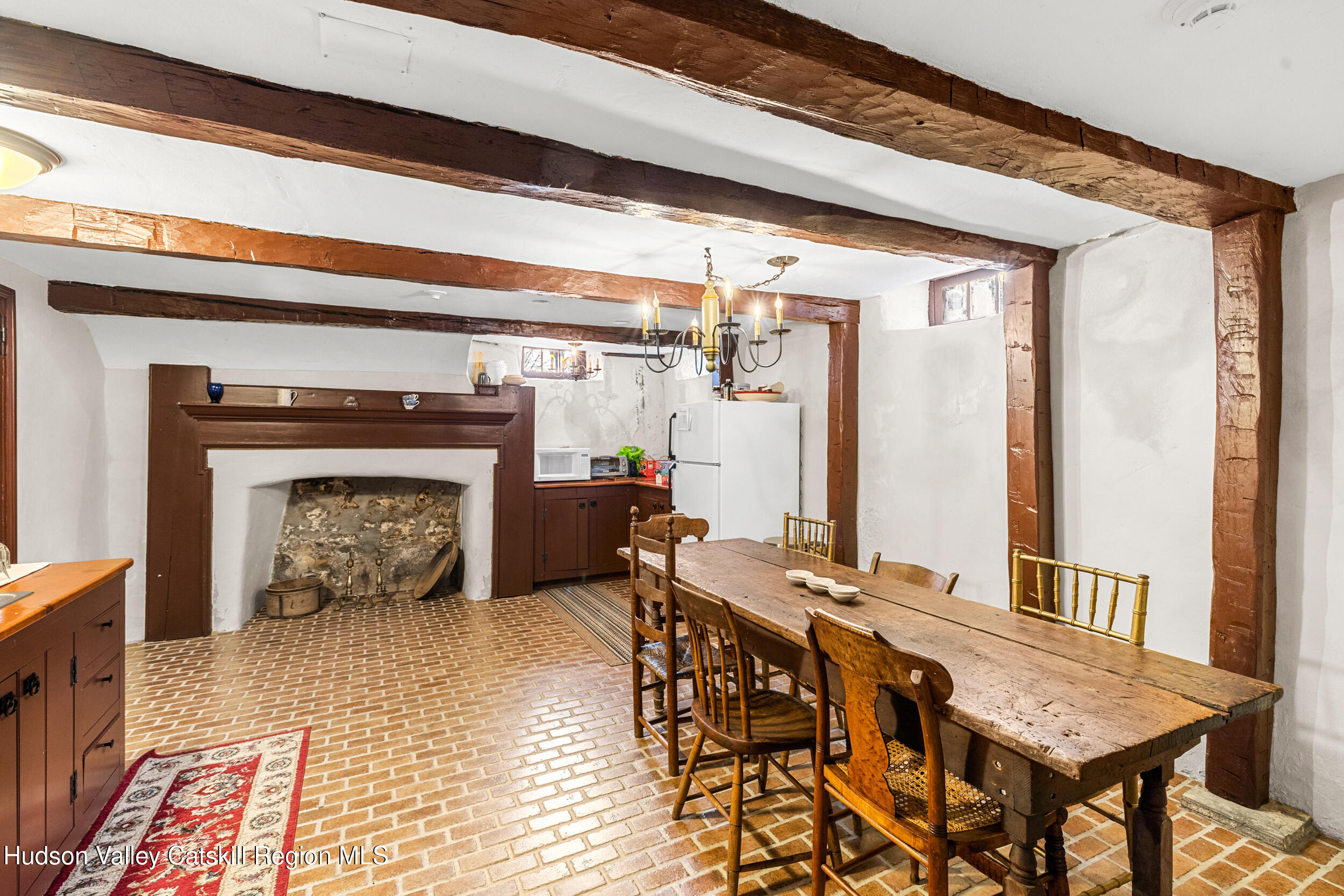 Kingston, New York 12401, United States, ,Residential,Active,24412