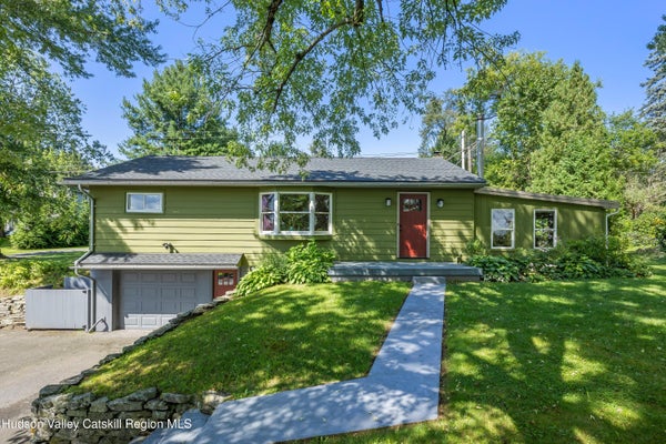 670 BLUE HILL RD, HUDSON, NY 12534 - Image ad8b7c93c6a79a7f9b22224c19bbc75f/965834227