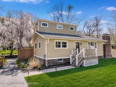 Photo of 63 Mount Airy Road, Saugerties, NY 12477 (MLS # 20262102)