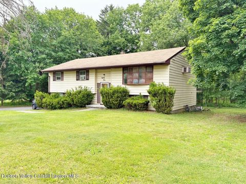 Photo of 85 N Putt Corners Road, New Paltz, NY 12561 (MLS # 20262838)