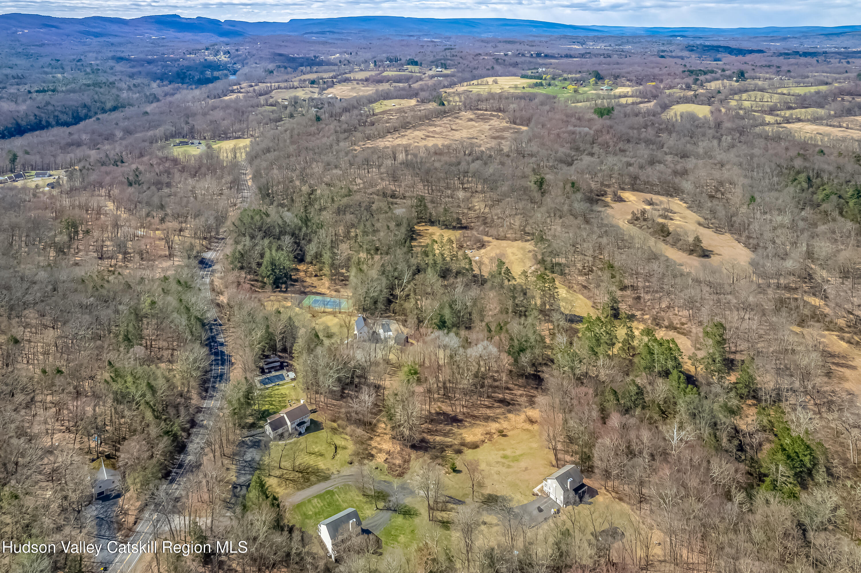 20 S Hickory Hill Lane Street, Cottekill, Ohio image 24
