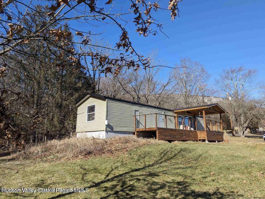 Rental Property at 91 Shaft Road, Gardiner, New York - Bedrooms: 2 
Bathrooms: 1 
Rooms: 2  - $2,500 MO.