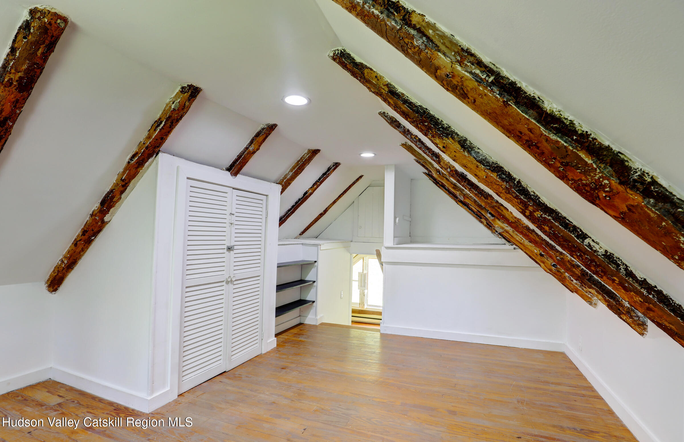 Woodstock, New York 12498, United States, 3 Bedrooms Bedrooms, ,2 BathroomsBathrooms,Residential,Pending,119778