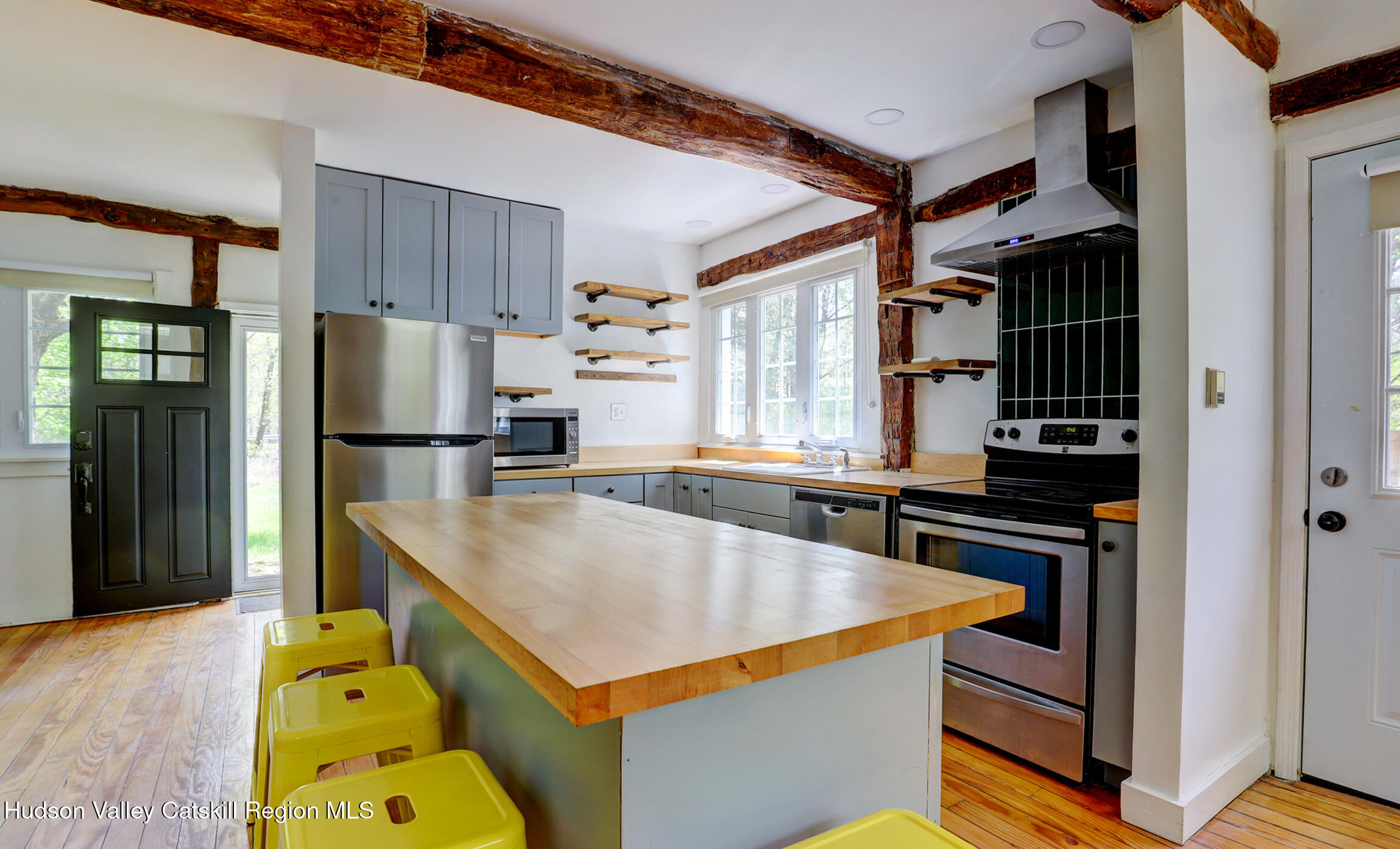 Woodstock, New York 12498, United States, 3 Bedrooms Bedrooms, ,2 BathroomsBathrooms,Residential,Pending,119778