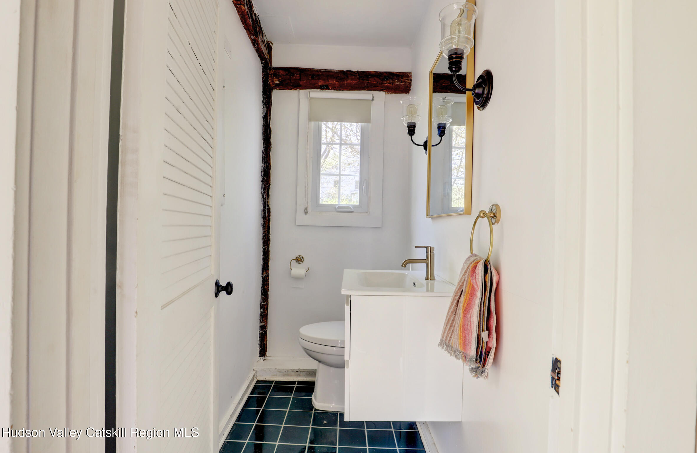 Woodstock, New York 12498, United States, 3 Bedrooms Bedrooms, ,2 BathroomsBathrooms,Residential,Pending,119778