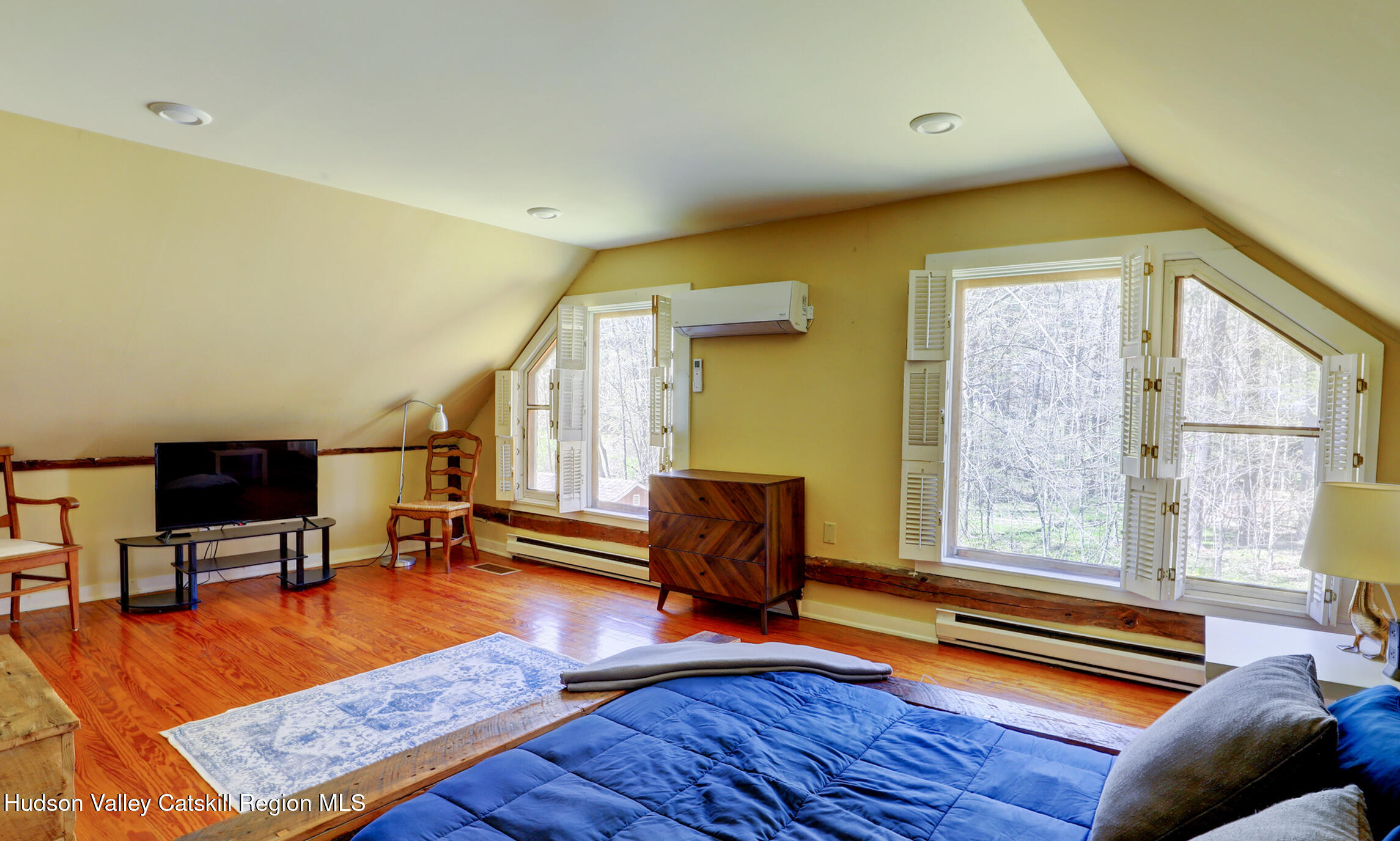 Woodstock, New York 12498, United States, 3 Bedrooms Bedrooms, ,2 BathroomsBathrooms,Residential,Pending,119778
