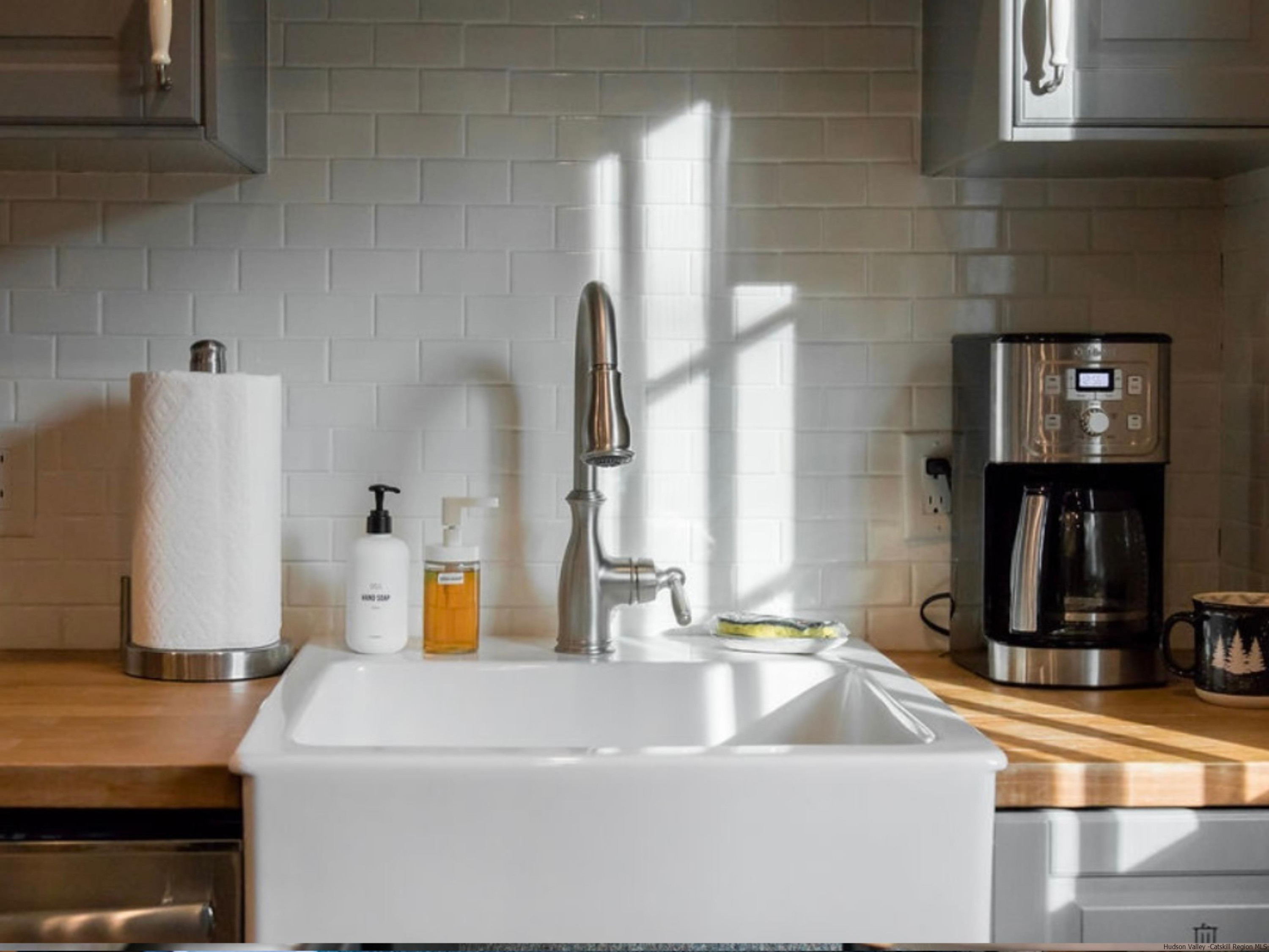 Pine Hill, New York 12465, United States, 3 Bedrooms Bedrooms, ,2 BathroomsBathrooms,Residential,Active,69095