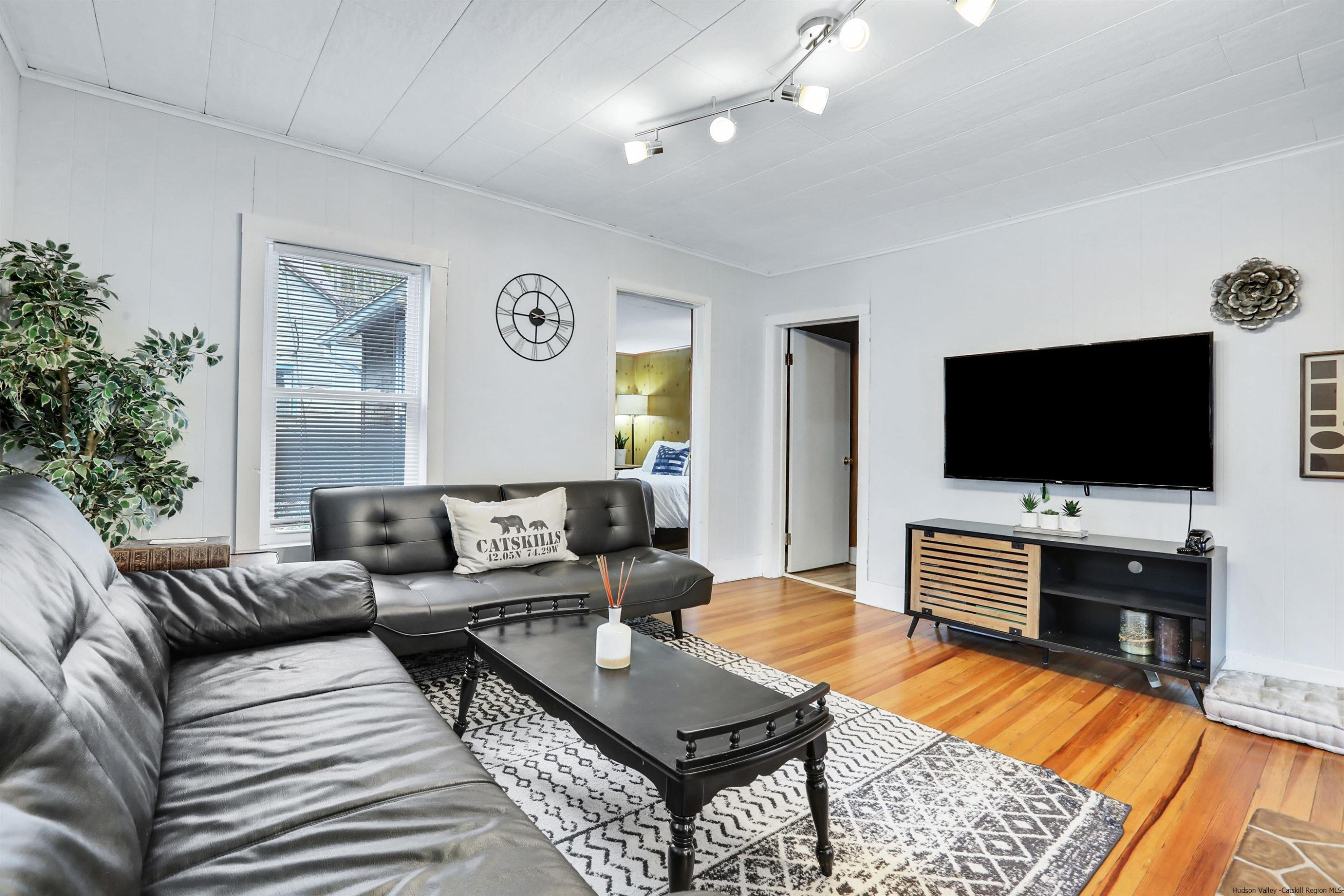 Pine Hill, New York 12465, United States, 3 Bedrooms Bedrooms, ,2 BathroomsBathrooms,Residential,Active,69095