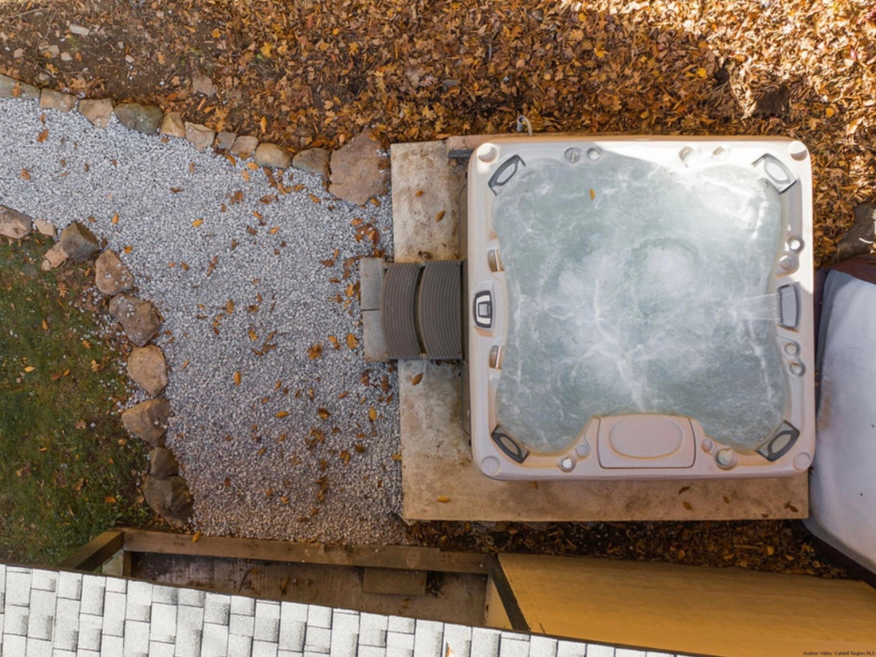 Pine Hill, New York 12465, United States, 3 Bedrooms Bedrooms, ,2 BathroomsBathrooms,Residential,Active,69095