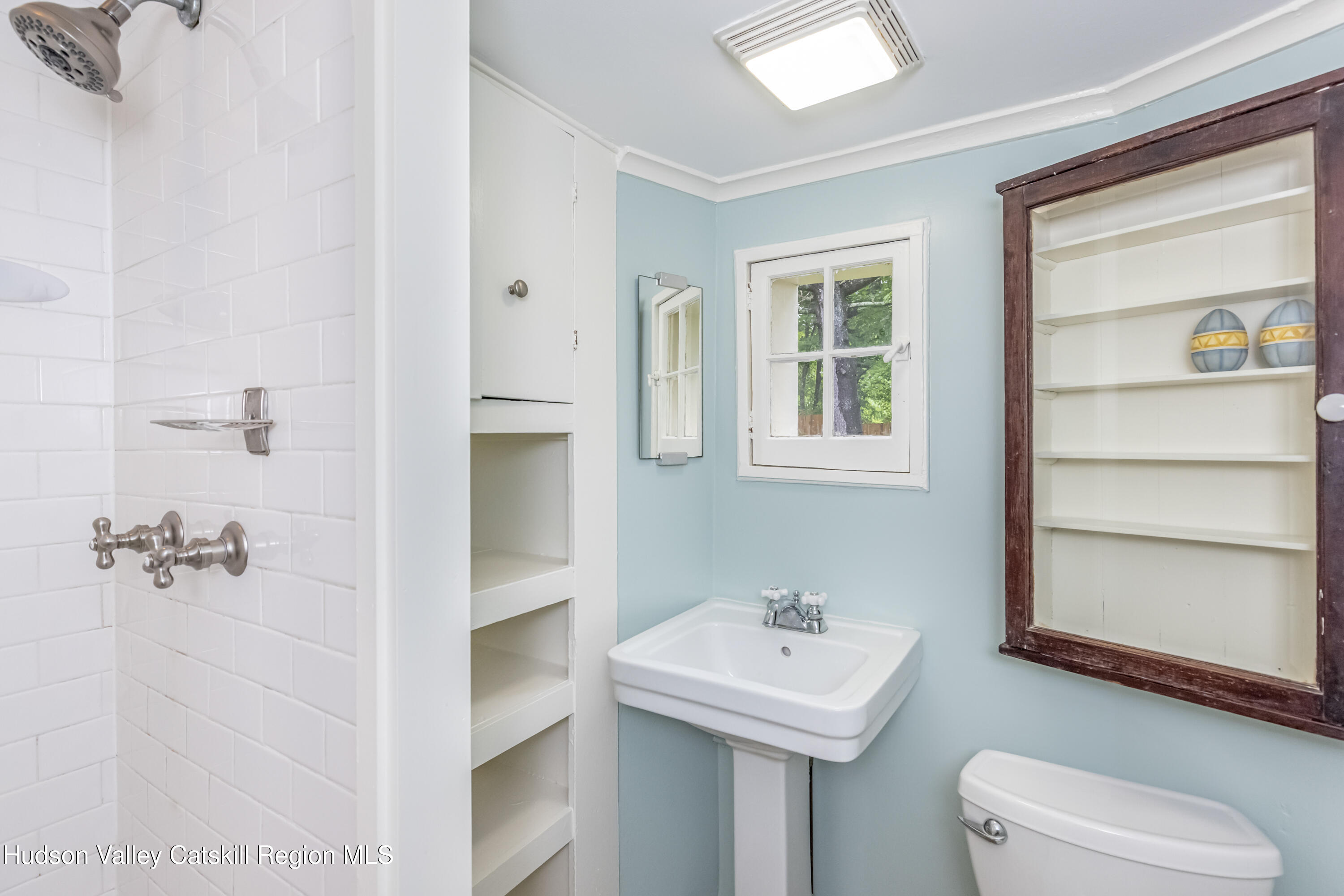 Accord, New York 12404, United States, 3 Bedrooms Bedrooms, ,2 BathroomsBathrooms,Residential,Active,153843