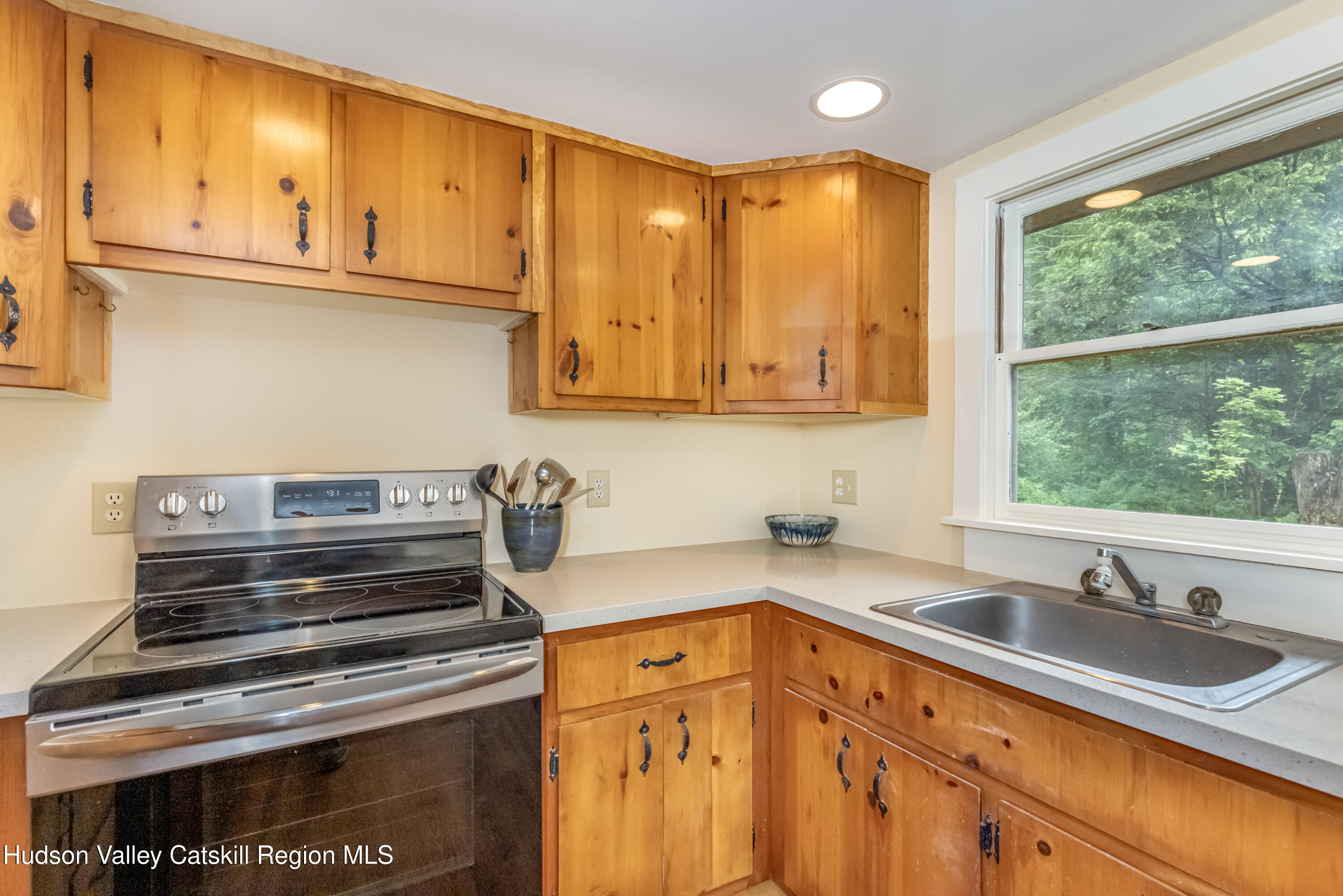 Accord, New York 12404, United States, 3 Bedrooms Bedrooms, ,2 BathroomsBathrooms,Residential,Active,153843