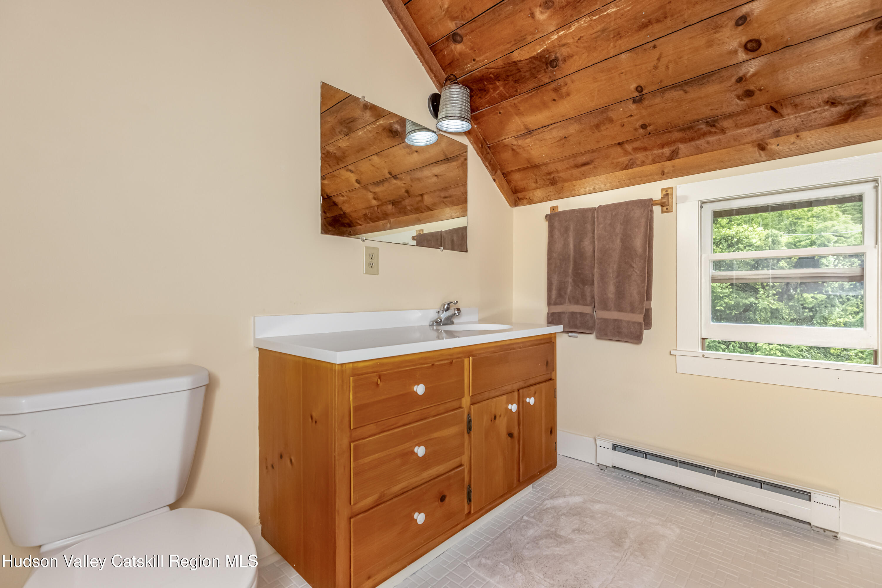 Accord, New York 12404, United States, 3 Bedrooms Bedrooms, ,2 BathroomsBathrooms,Residential,Active,153843