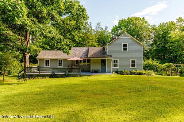286 MANOR ROCK RD, CRARYVILLE, NY 12521 - Image bbbb142f52274b65a4e76edec46b0922/1821581043