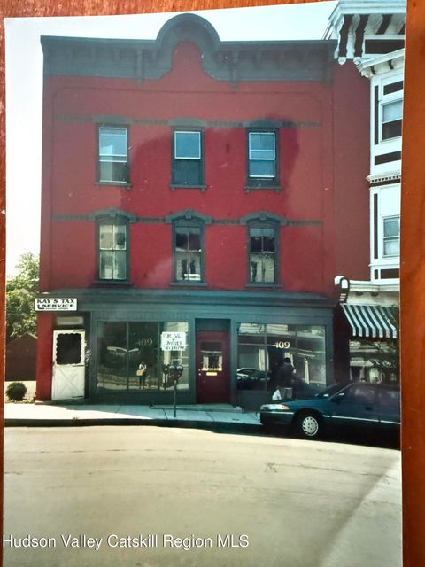 Apartment For Rent - 409 Warren Street #2<br/> Columbia County, Hudson, NY 12534