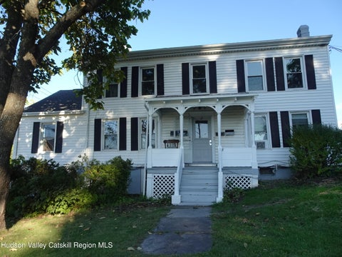 Apartment For Rent - 921-923 Columbia Street #B<br/> Hudson, NY 12534