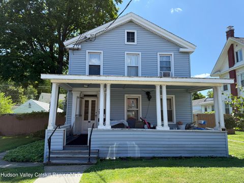 Multifamily For Sale - 29 Railroad Avenue<br/> Chatham, NY 12037