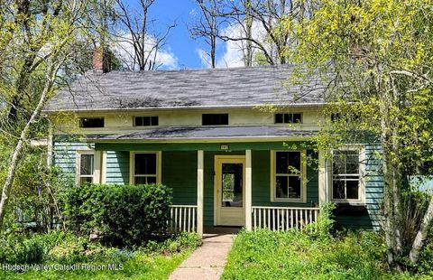 Photo of 707 Springtown Road, Tillson, NY 12486 (MLS # 20262158)