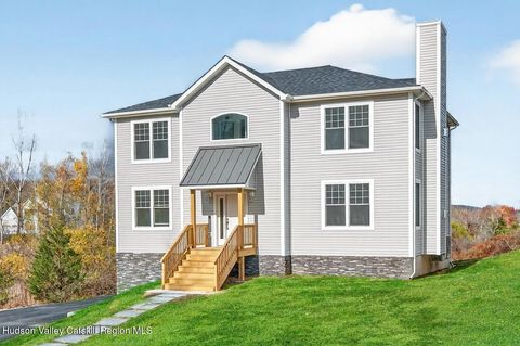 Photo of 8 Bills Lane, Milton, NY 12547 (MLS # 20255419)