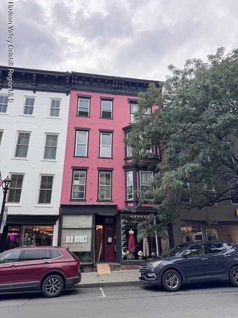 Apartment For Rent - 610 Warren St Street #5<br/> Columbia County, Hudson, NY 12534