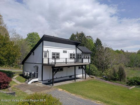 Photo of 6 Wang Drive, Craryville, NY 12521 (MLS # 20262305)