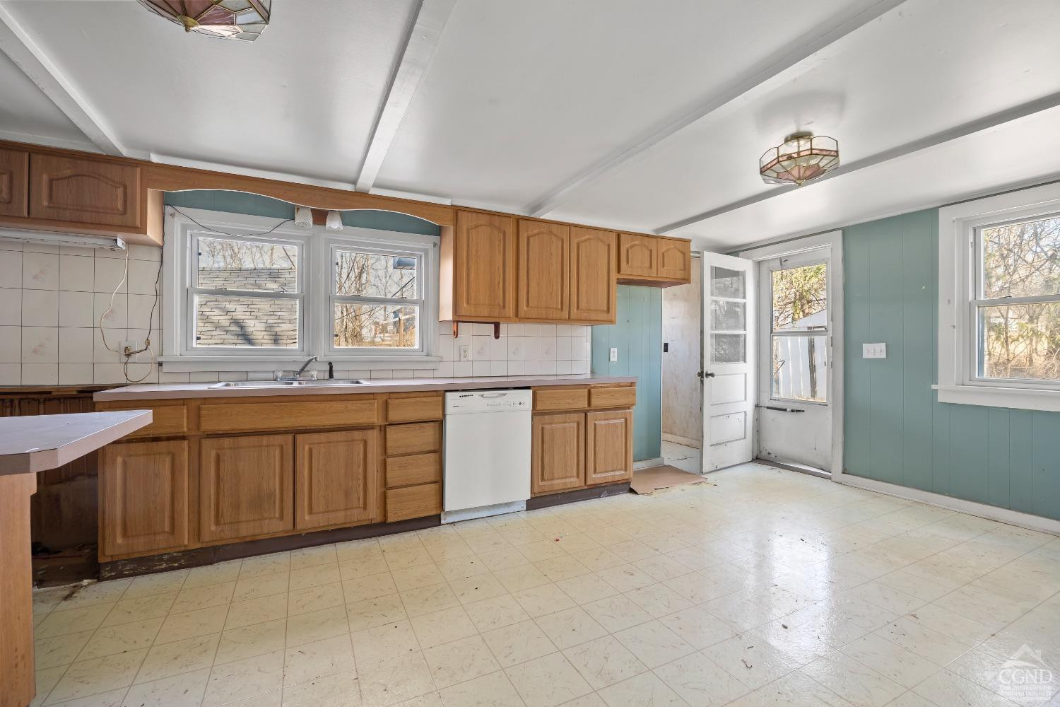 150 Main Street, Germantown, New York image 6
