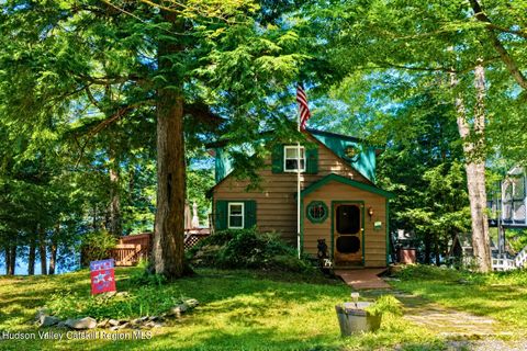 Photo of 74 Lake Camp Way, NY 12052 (MLS # 20263880)