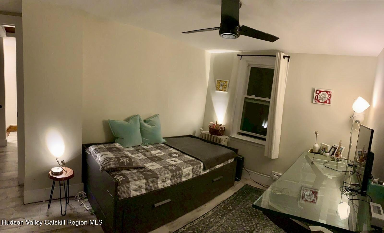 Kingston, New York 12401, United States, 2 Bedrooms Bedrooms, ,2 BathroomsBathrooms,Residential,Active,232388