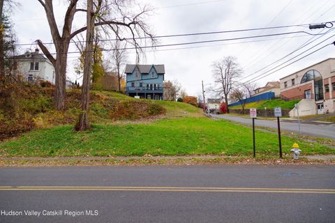 Homes For Sale - 1-7 Abruyn Street<br/> Kingston, NY 12401