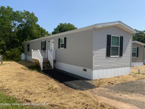 Homes For Rent - 1154 U.s. 9 #27<br/> Hudson, NY 12534