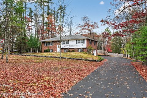 Photo of 34 Forestwood Drive, Woodstock, NY 12498 (MLS # 20255635)