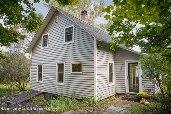 861 SNYDERTOWN RD, CRARYVILLE, NY 12521 - Image d1c6ccae65b71002d30b1bca80d46486/1094417171