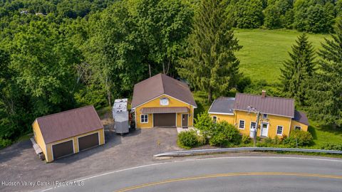 Photo of 520 Mcchesney Avenue Extension, Brunswick, NY 12180 (MLS # 20263820)
