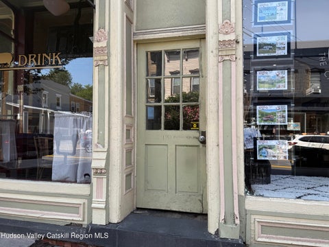 Apartment For Rent - 110 Partition Street Street #3<br/> Ulster County, Saugerties, NY 12477