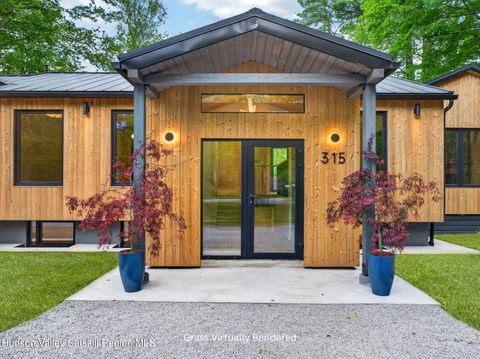 Photo of 315 Old Route 212, Saugerties, NY 12477 (MLS # 20262408)