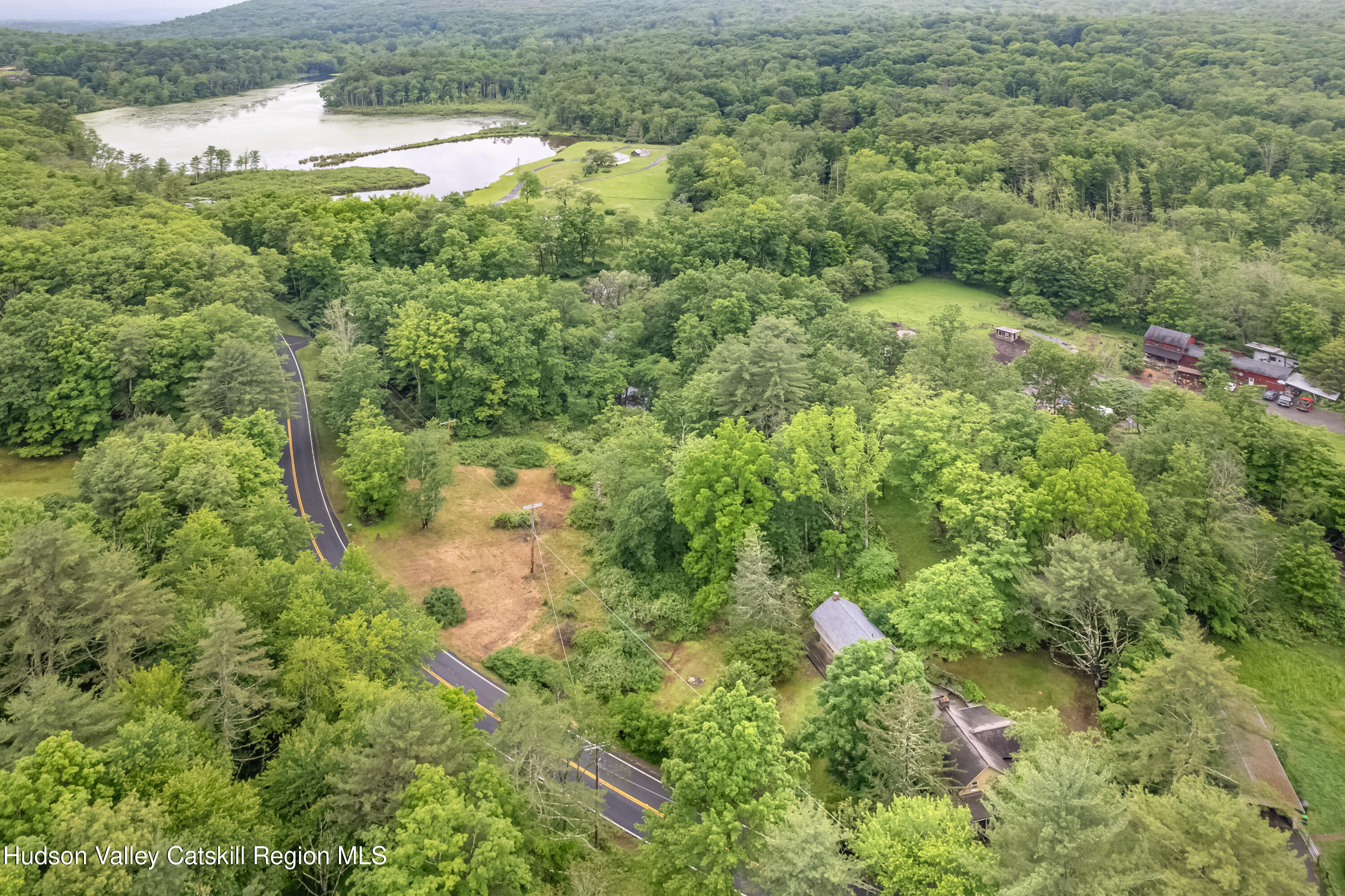 Accord, New York 12404, United States, 4 Bedrooms Bedrooms, ,3 BathroomsBathrooms,Residential,Active,166124