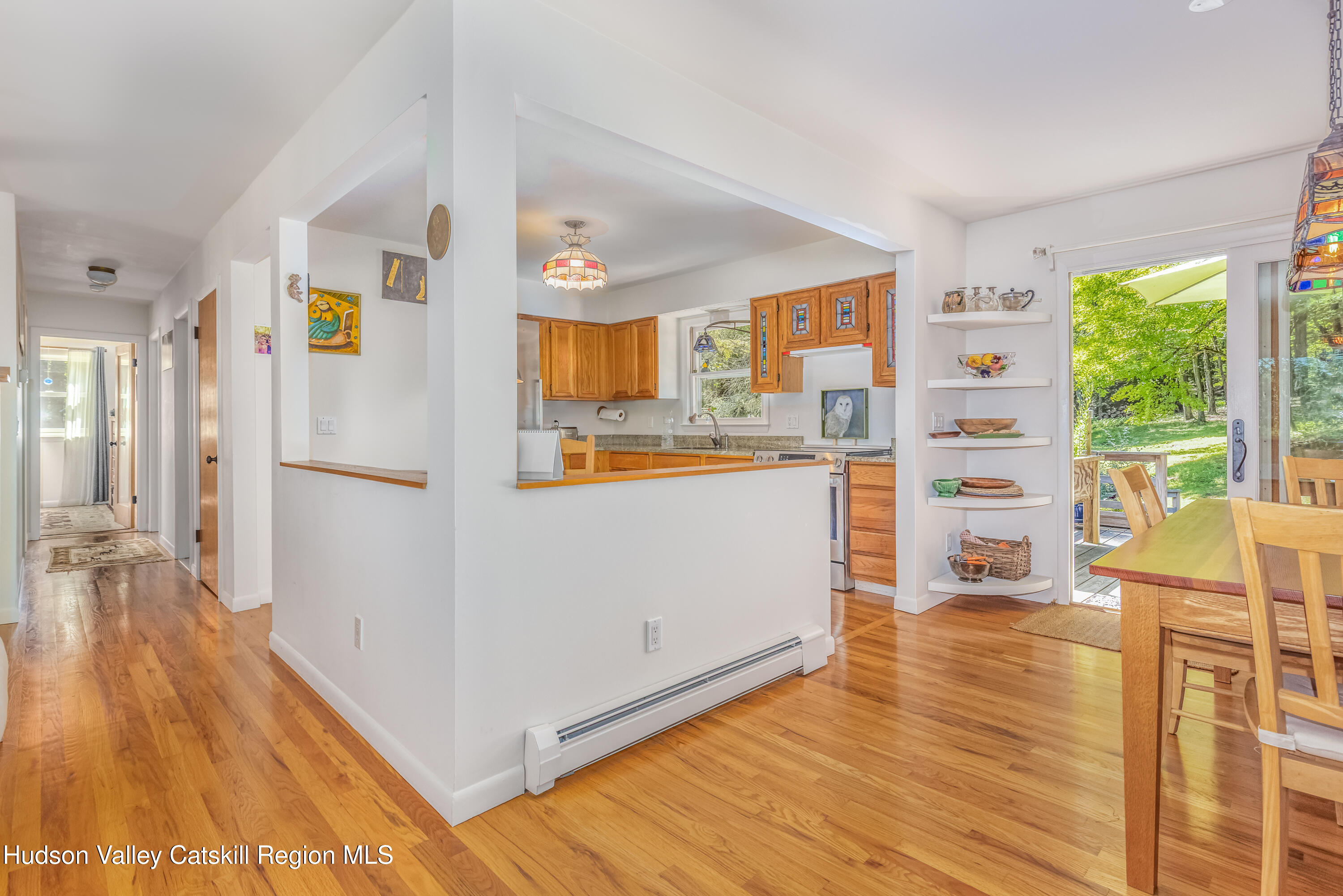 Rhinebeck, New York 12572, United States, 3 Bedrooms Bedrooms, ,2 BathroomsBathrooms,Residential,Active,220731