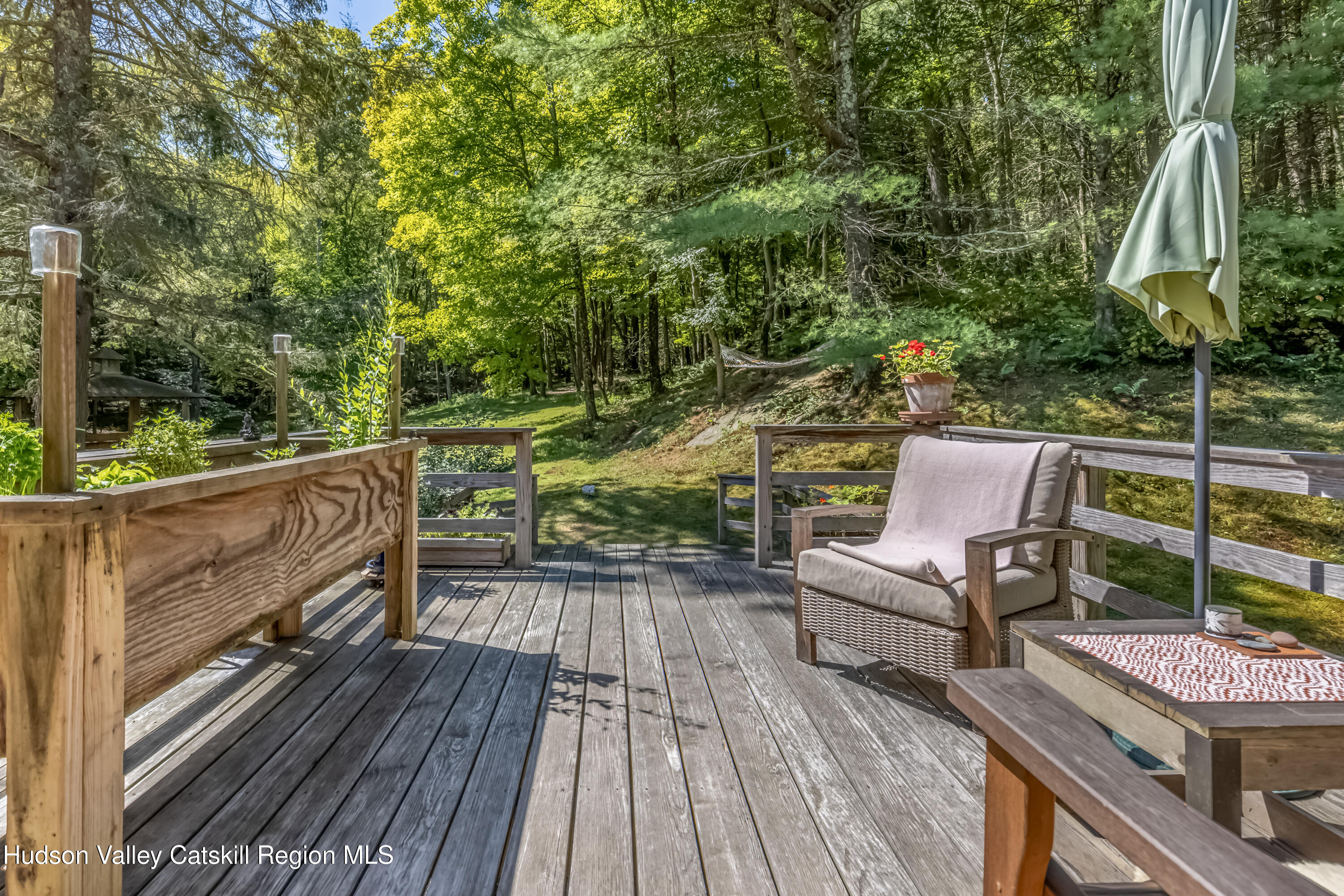 Rhinebeck, New York 12572, United States, 3 Bedrooms Bedrooms, ,2 BathroomsBathrooms,Residential,Active,220731