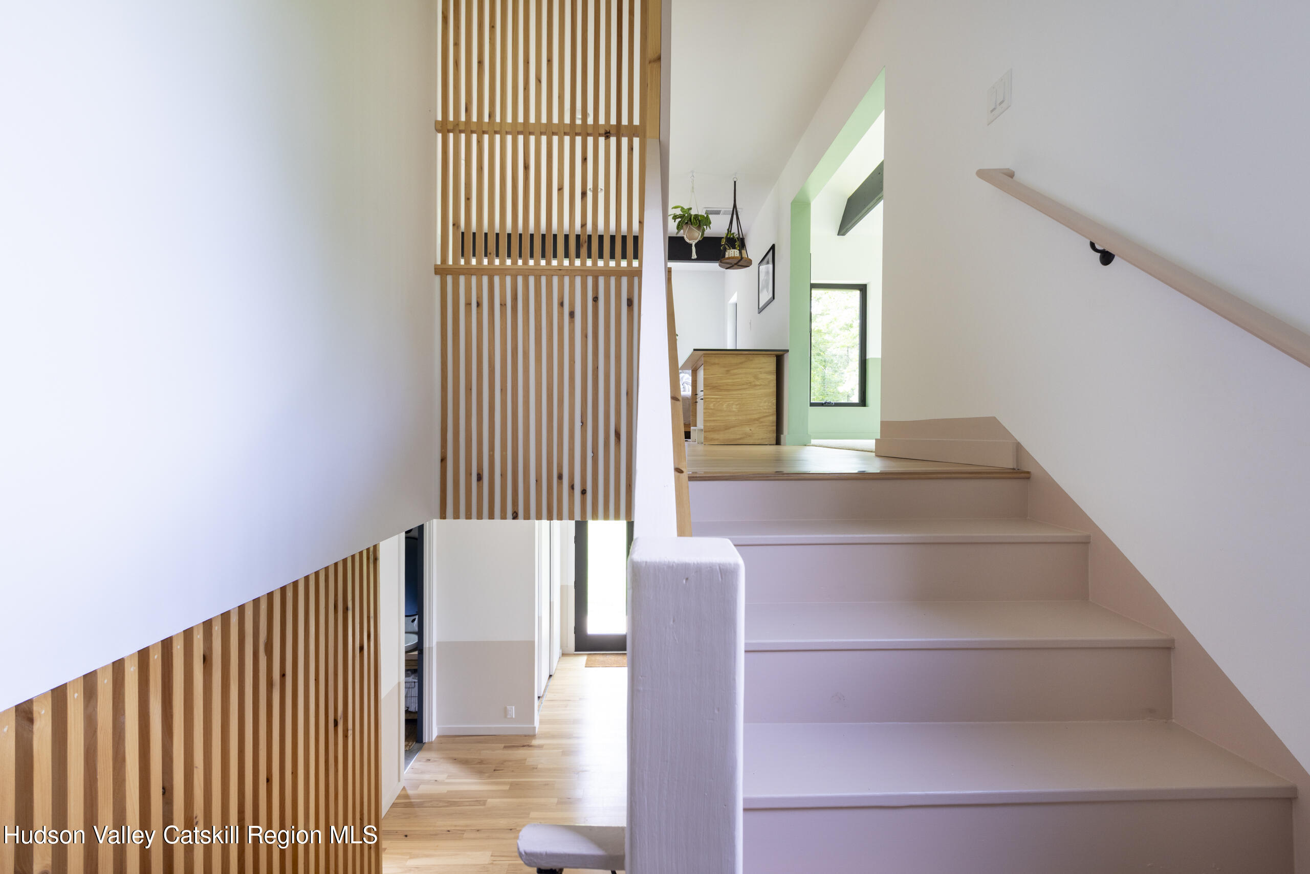 Catskill, New York 12414, United States, 3 Bedrooms Bedrooms, ,3 BathroomsBathrooms,Residential,Active,155303