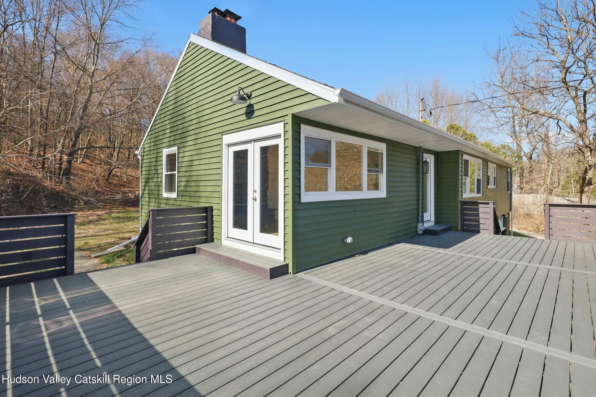 1601 Ny 199, Red Hook, Ohio image 1