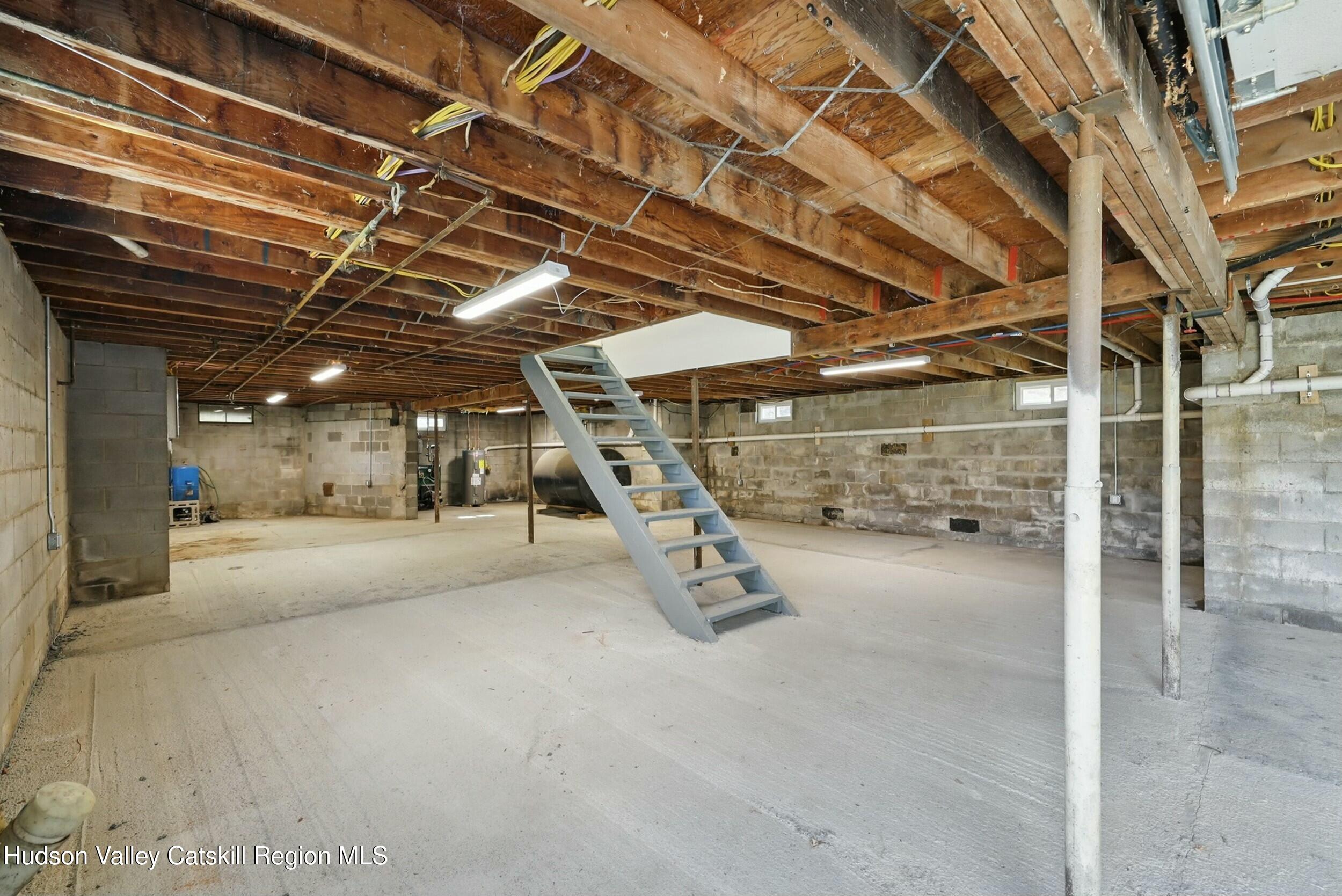 1601 Ny 199, Red Hook, Ohio image 22
