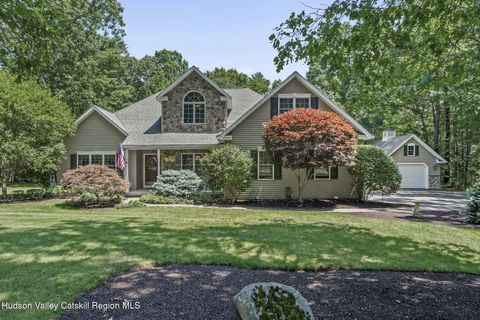 Photo of 85 Chadwycke Court, Schodack, NY 12184 (MLS # 20263947)