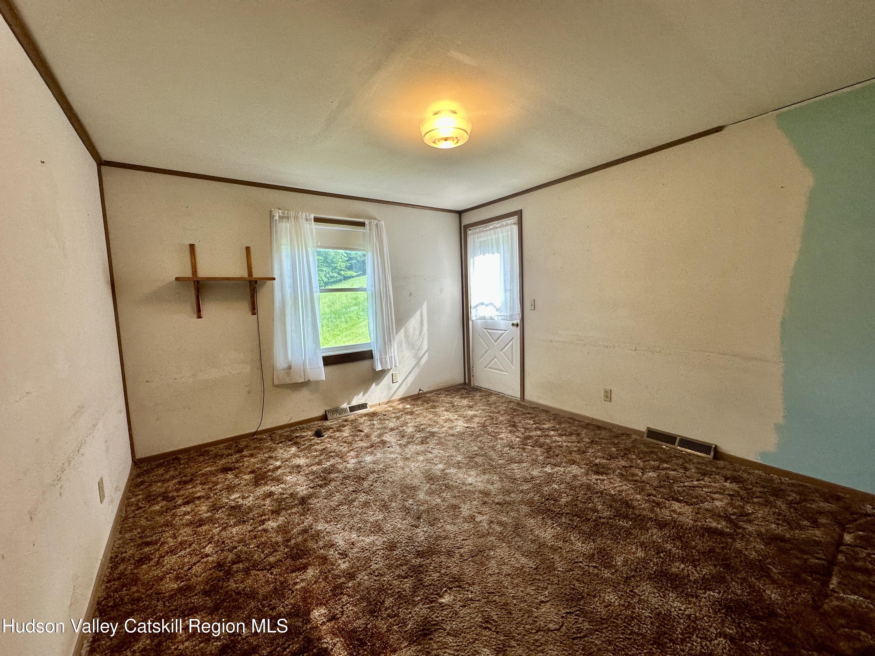 515 Delaware Avenue, Andes, Texas image 17