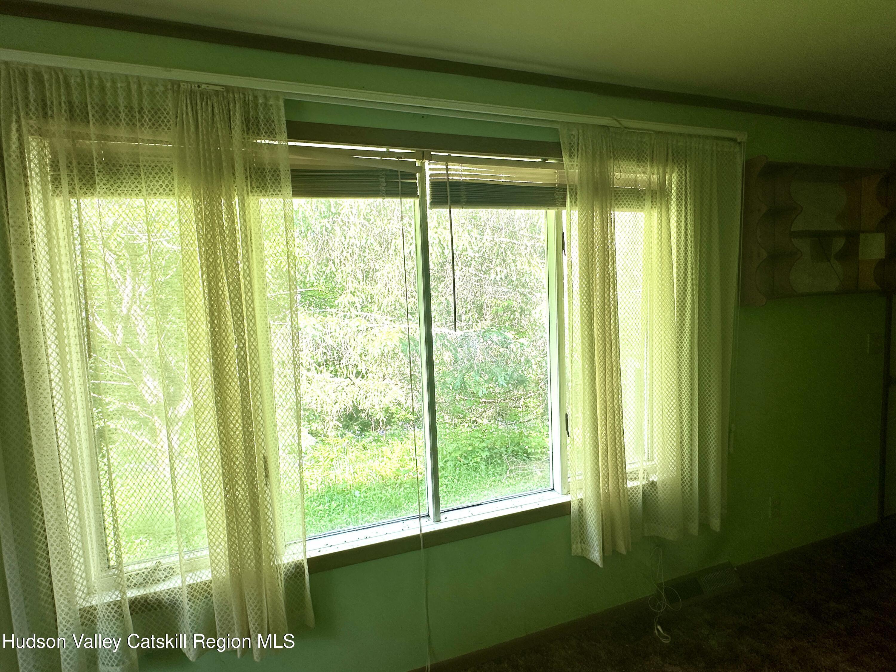 515 Delaware Avenue, Andes, Texas image 13