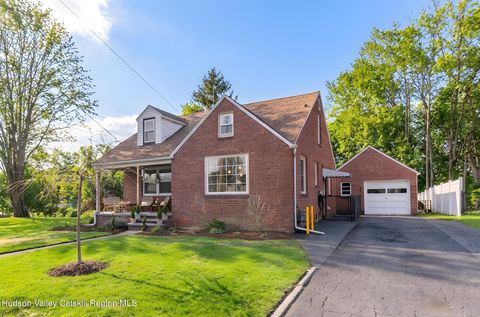 Photo of 53 Fairview Avenue, Kingston, NY 12401 (MLS # 20261503)