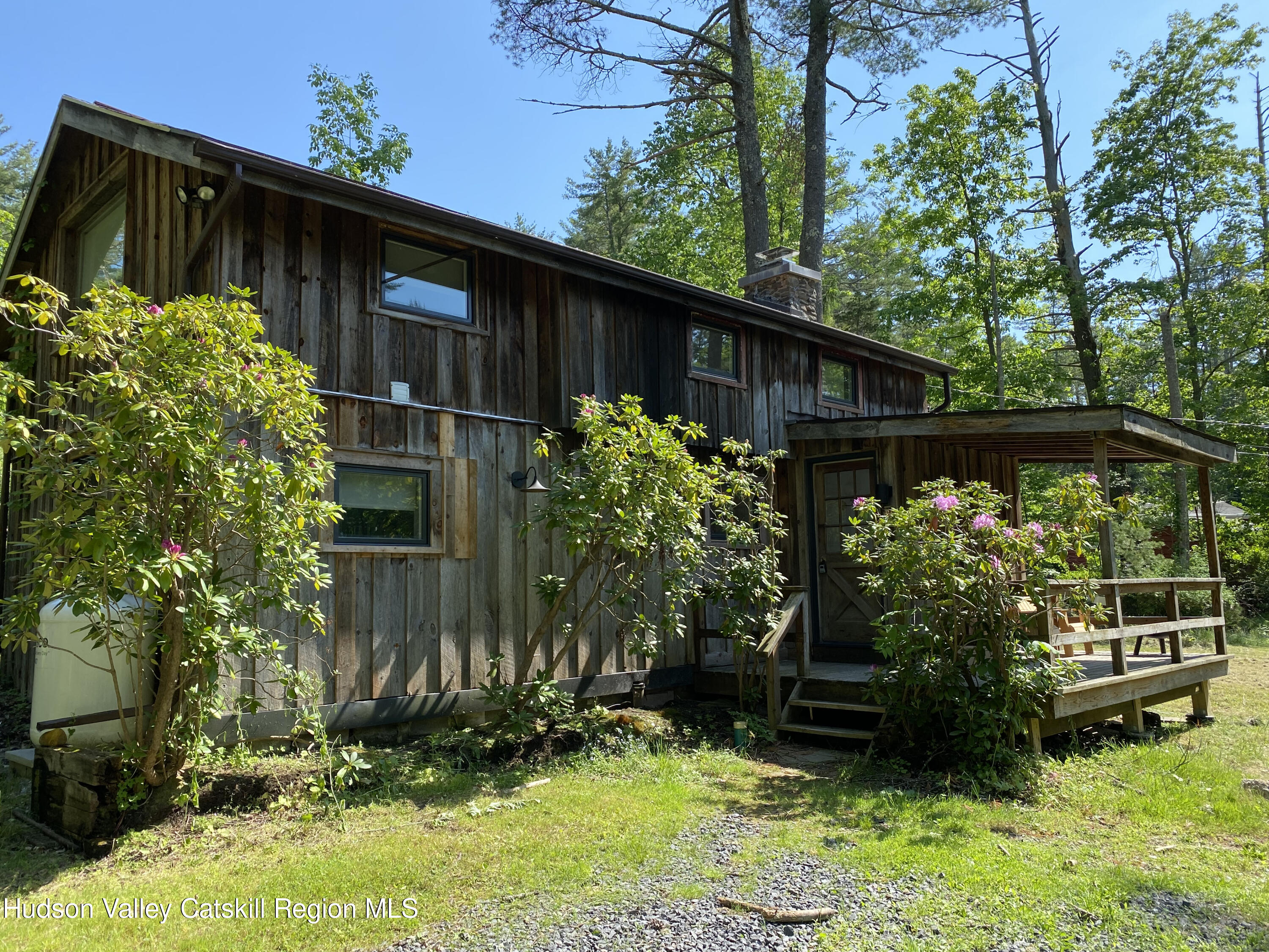 Rental Property at 287 Wittenberg Road, Woodstock, New York - Bedrooms: 3 
Bathrooms: 2 
Rooms: 5  - $3,000 MO.