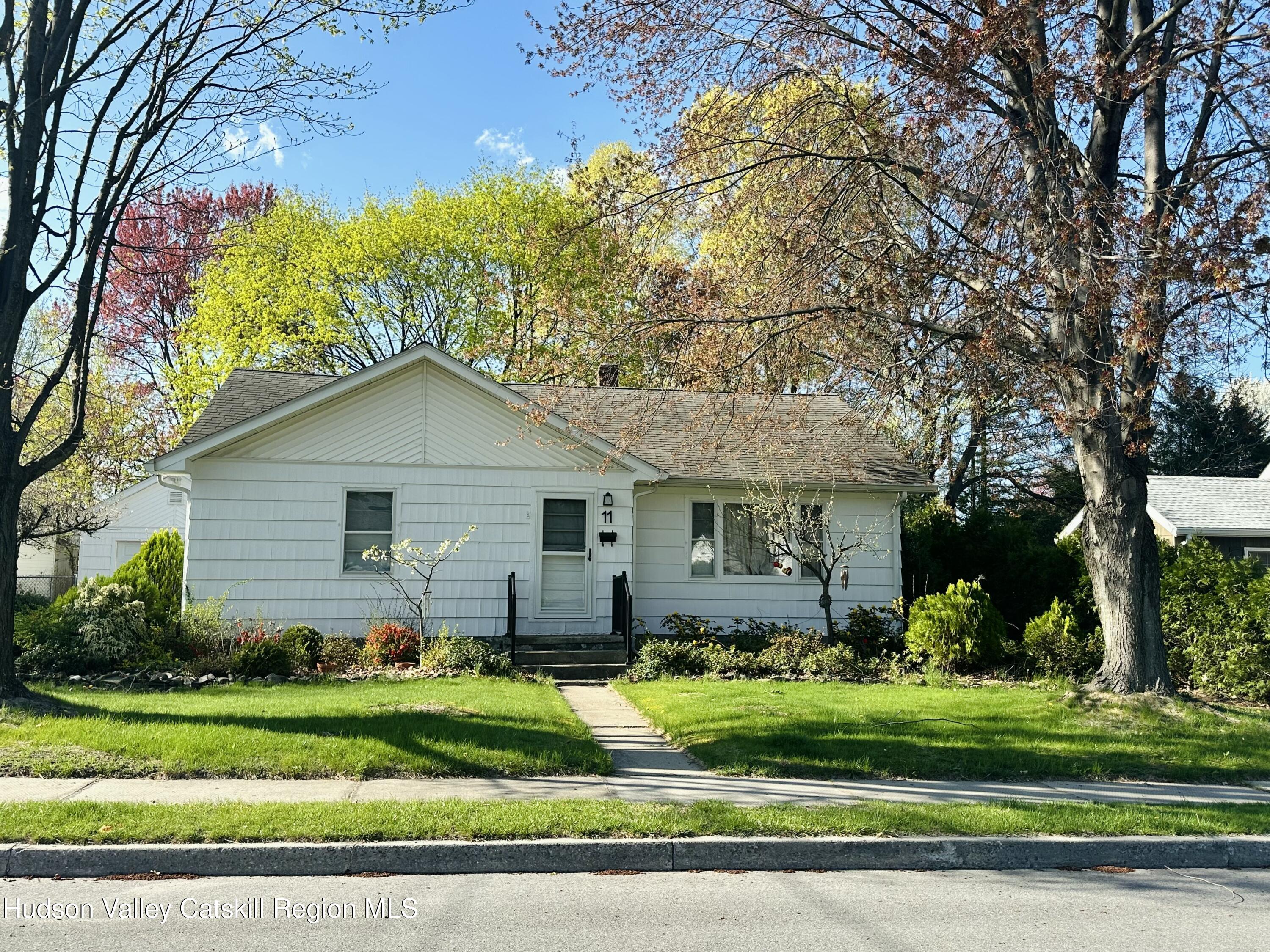 11 S Virginia Avenue, Saugerties, Texas image 1